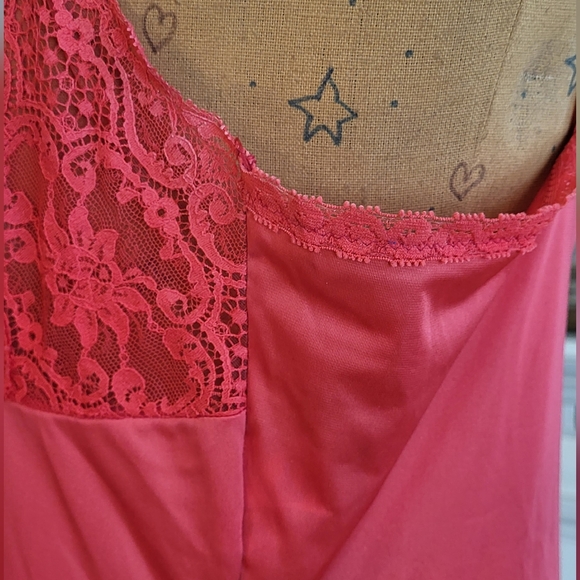 Vintage Montaldo's Redish Pink Full Slip With Lace Size 36 Made in USA - Picture 11 of 16